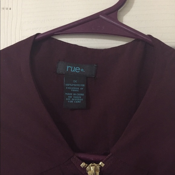 Dress - Picture 2 of 3